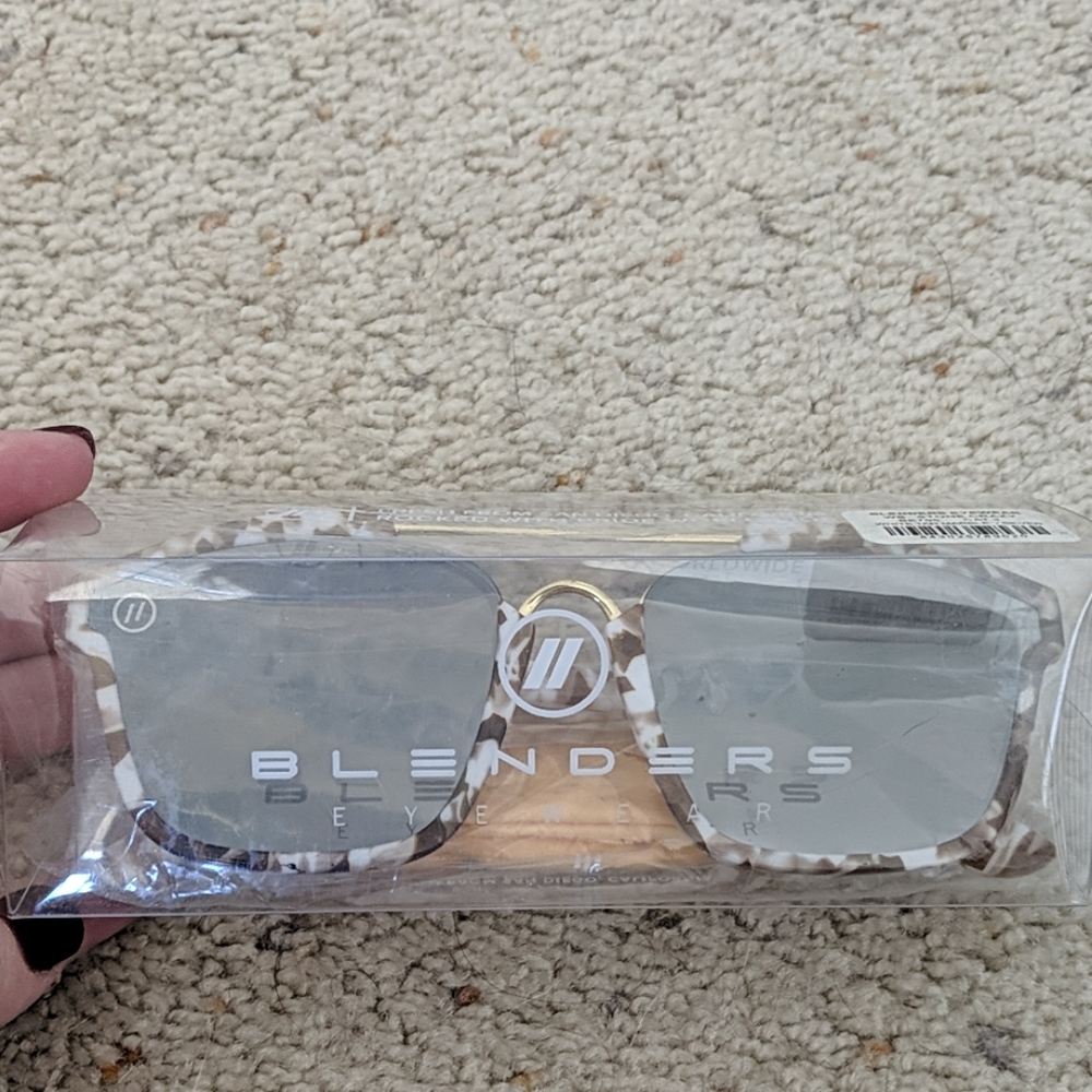 Blenders eyewear